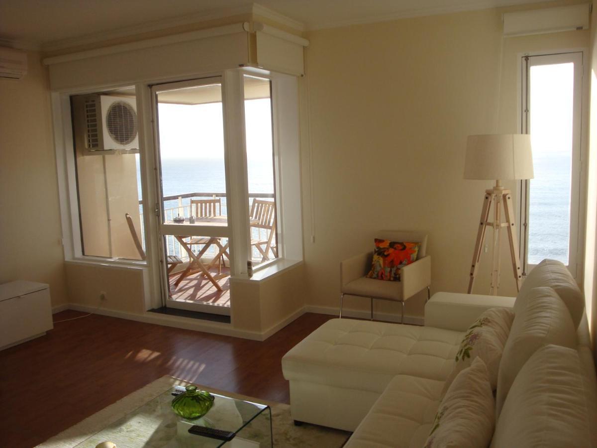 Listen The Sound Of The Sea - The Sunset Of Your Dreams Funchal (Madeira)
